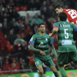 A powerful header from Aduriz that offered Bilbao a late winning goal against Levante at San Mamés.