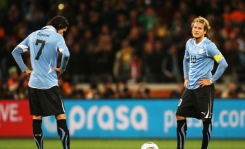 Will Cavani and Forlán be able to compensate the absence of Luis Suárez?