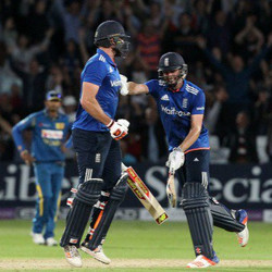 Chris Woakes Liam Plunkett England v Sri Lanka 1st ODI