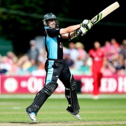 Daryl Mitchell Leading Worcestershire from the front